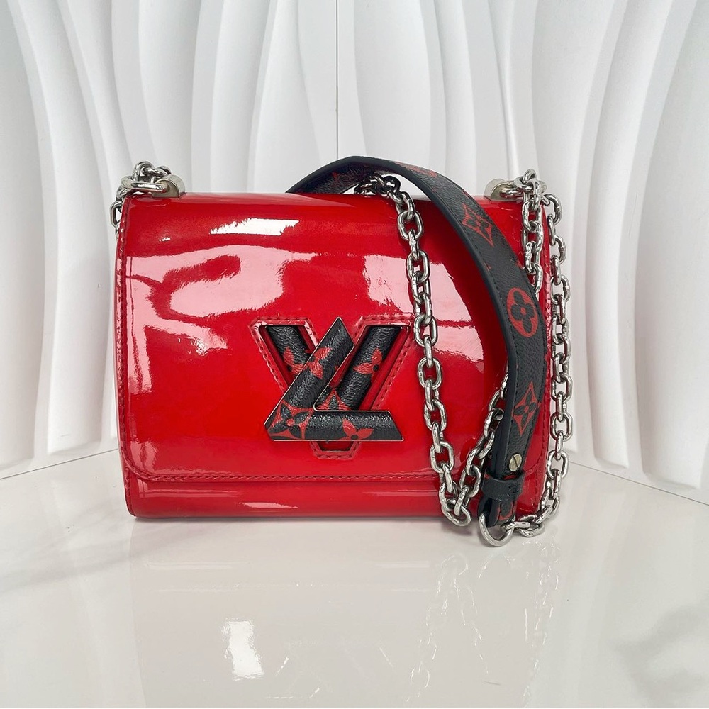 Louis Vuitton Red Patent Leather Twist Bag - Picture 1 of 12